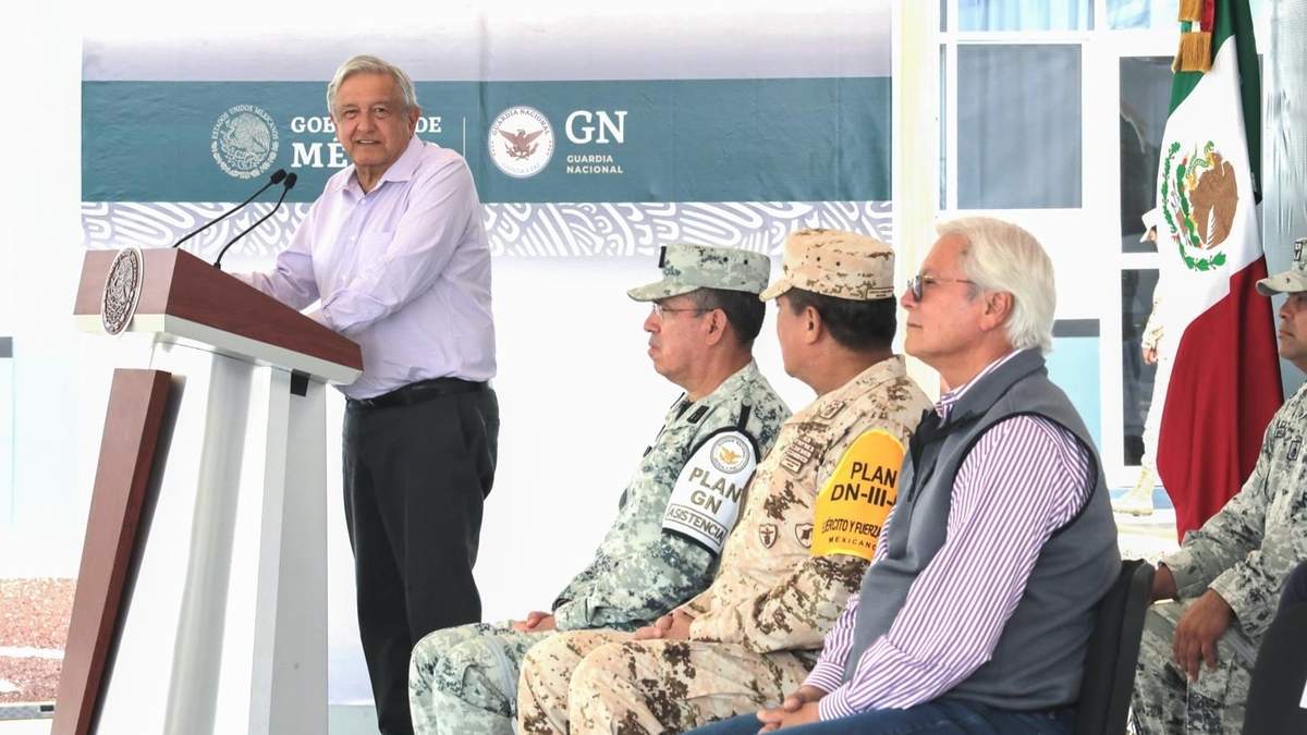 El presidente López Obrador y el gobernador Jaime Bonilla
