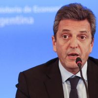 Sergio Massa se apoya en los movimientos sociales y en la CGT días previos a las PASO