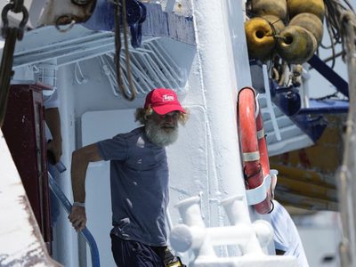Llega a tierra el náufrago australiano: “Estoy vivo y de verdad que pensé que no lo estaría"