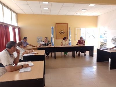 Una concejal de Las Lajas pidió licencia y ahora no la dejan volver a su banca