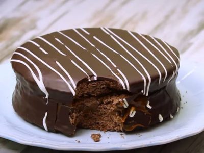 Torta alfajor: vas a delirar con esta receta, fácil y bien chocolatosa, apta para golosos