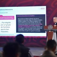 AMLO tacha de corrupto al TEPJF ante nueva sanción por comentarios sobre Xóchitl Gálvez