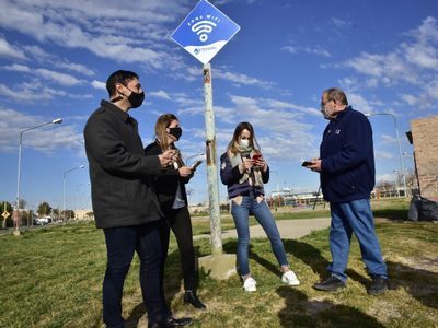 Más conectividad en Neuquén: la ciudad ya cuenta con 217 puntos de WiFi gratuito