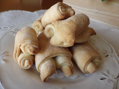Poné la pava y hacete estos tremendos cuernitos salados que son un 10 para la merienda