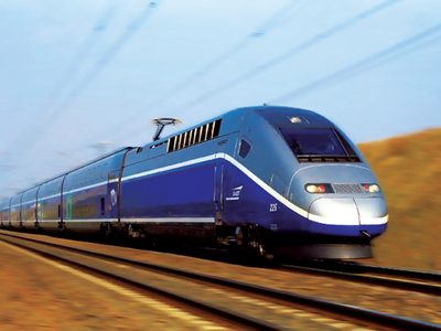 A dar el ejemplo: los funcionarios de Francia deberán viajar en tren