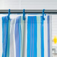 El truco de las abuelas para eliminar la mugre pegada de tus cortinas de baño en menos de 10 minutos