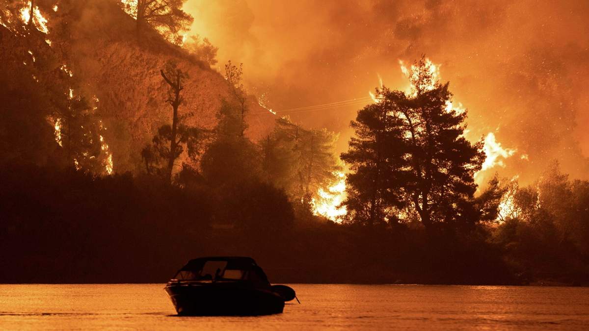 Devastadores incendios consumen a Grecia desde hace una semana. Fuente: (Twitter)