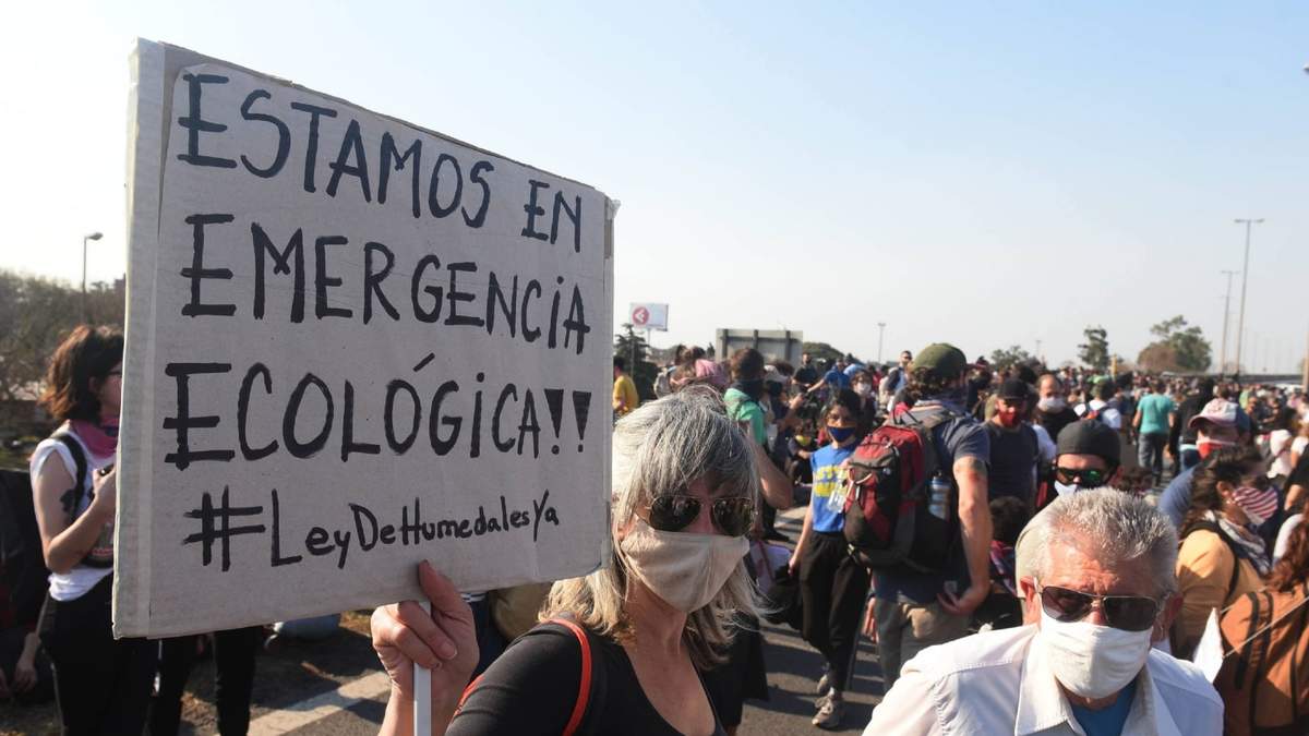 Inmensa manifestación. Fuente: (Twitter)