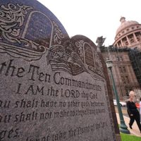Una ley de Texas exigirá que los Diez Mandamientos se publiquen en todas las escuelas públicas