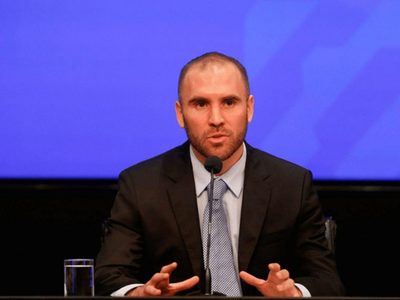 "No es a lo que apuntamos": duro cruce entre el ministro Guzmán y Laje por el gasto público