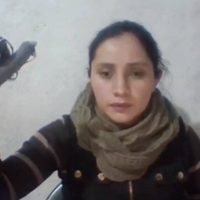 Egresadas del IPN crean "manos que hablan", guantes que traducen el lenguaje de señas