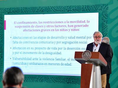 Encinas: En pandemia, 5.2 millones de alumnos dejaron la escuela y subió la violencia familiar