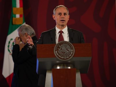 López-Gatell explica por qué los menores no son prioridad para ser vacunados