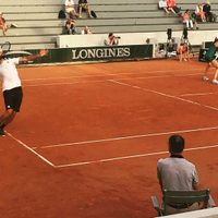 El mexicano Santiago González avanza en mixtos a semifinales del Roland Garros