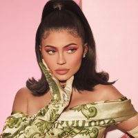 ¿Vanidad o amor por la moda? Kylie Jenner crea revuelo en las redes ¡Increíble!
