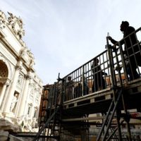 Turistas en Roma podrán contemplar Fuente de Trevi desde una pasarela, pero no podrán lanzar monedas