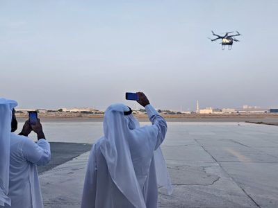 Los autos voladores ya son una realidad en Emiratos Árabes
