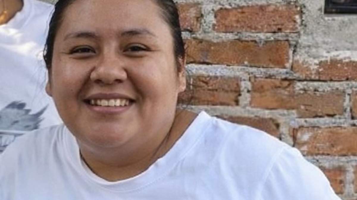 Brenda Kelly Analco Santanero