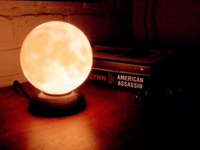 Con solo un globo y papel de cocina, hacé esta lámpara coquette que enamora a cualquiera