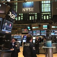 Efecto positivo: las acciones y bonos subieron en Wall Street tras la cadena nacional de Javier Milei