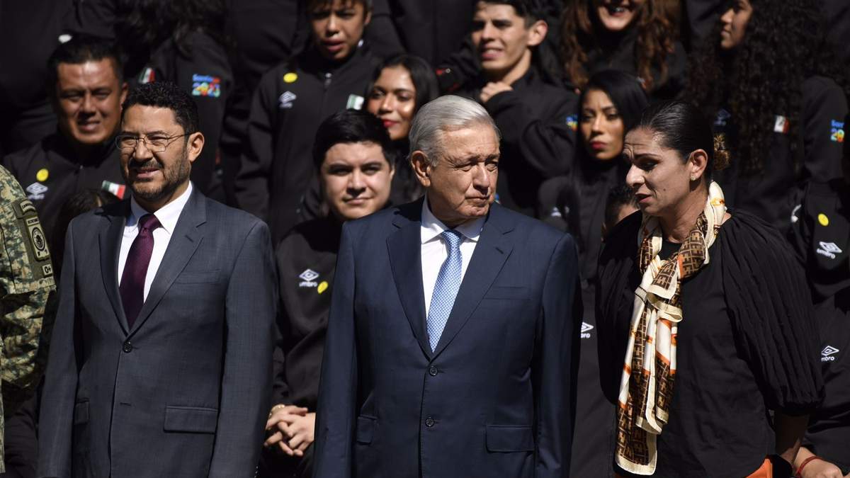 Martí Batres, Andrés Manuel López Obrador y Ana Gabriela Guevara