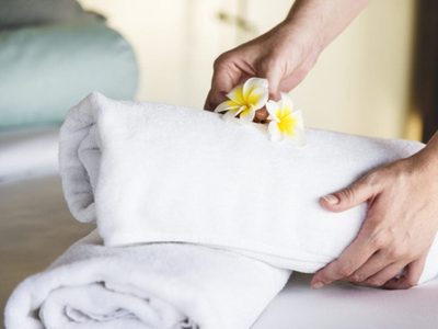 Con vista al verano, capacitan a personal hotelero en turismo seguro
