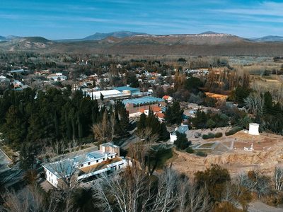 Alerta: una localidad neuquina se aísla y permitirá únicamente transportes esenciales
