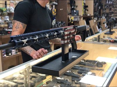 EU formaliza acusación contra tres proveedores de armas para el Cártel de Noreste