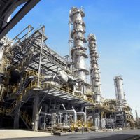 Cayeron las ventas y la producción en el sector químico y petroquímico