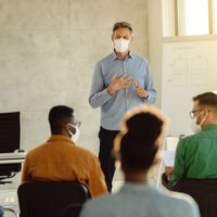 Día Mundial de la Voz: la pandemia provocó un 30% de aumento en las afecciones vocales