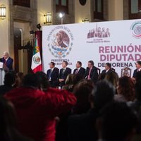 AMLO agradece la lealtad a la 4T de legisladores que avalaron el Plan B electoral