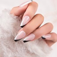 Los colores estrellas de la temporada: mirá estos 3 diseños de Nail Art que quedan muy bien en invierno
