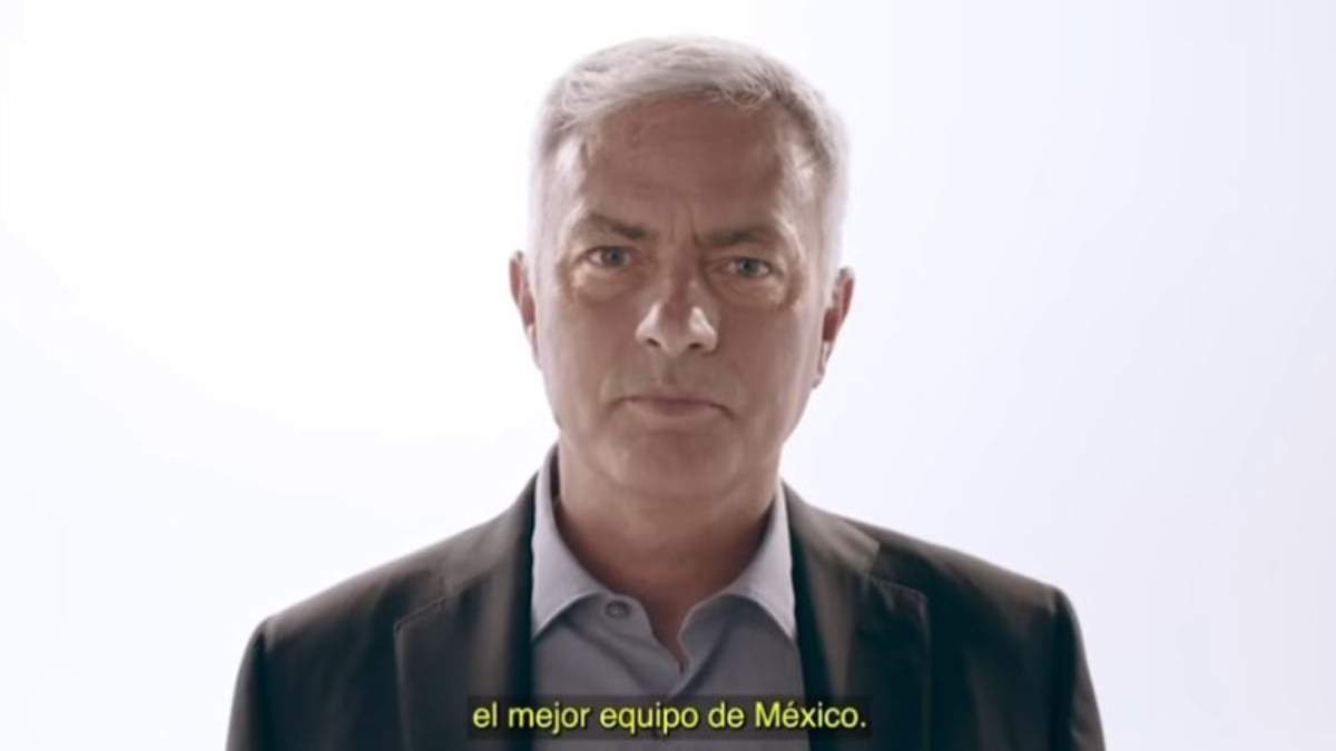 El famoso entrenador José Mourinho