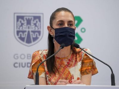 Sheinbaum niega derroches y acusa a exempleado de subir mal la información al sitio de transparencia