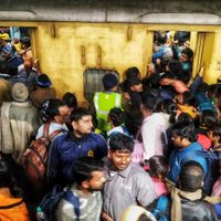 Una estampida deja al menos 18 muertos en estación de tren en Nueva Delhi