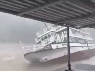 Vuelca un barco turístico con más de 50 personas a bordo; hay al menos 34 muertos (Video)