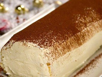 Tiramisú arrollado: queda re cremoso y rico para tu próxima merienda dulce y te va a costar no comer 2 veces o más