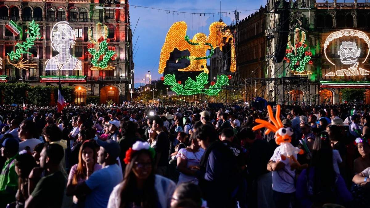 Desde la tarde estaba el Zócalo a reventar