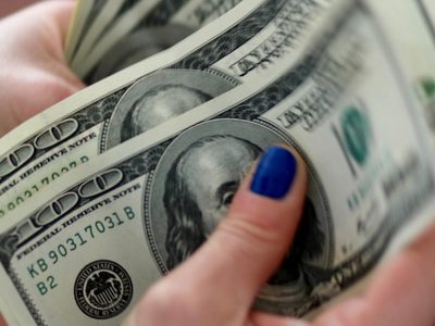 Dólar hoy: a cuánto cotiza la moneda este lunes 12 de abril
