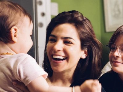 Admiración de hermana: Agustina Cherri capturó este tierno momento entre Muna y Alba y enamoró