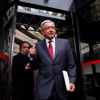 Fiscales de AMLO, entre el escándalo, el amiguismo y las viejas lealtades