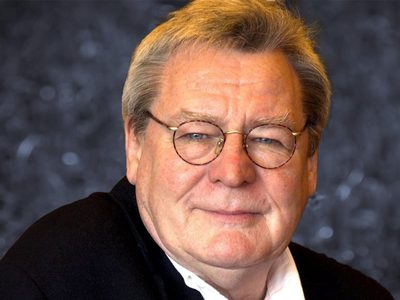 El cine está de luto: falleció Alan Parker, director de "Evita" y "El Expreso de Medianoche"