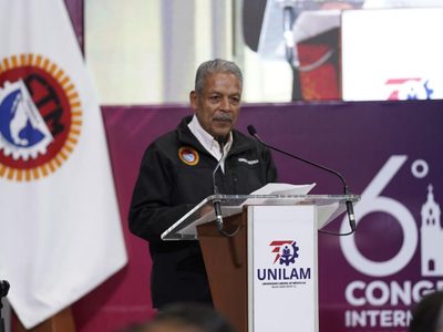 Tereso Medina anuncia su candidatura a la dirigencia de la CTM