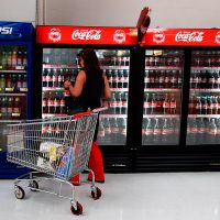 Coca-Cola se expande; ahora adquiere AdeS por 575 mdd
