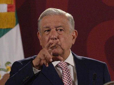 AMLO defiende su plan de seguridad: Religiosos “están muy apergollados por la oligarquía”