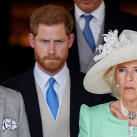 La drástica decisión del Príncipe Carlos con el Príncipe Harry y Meghan Markle