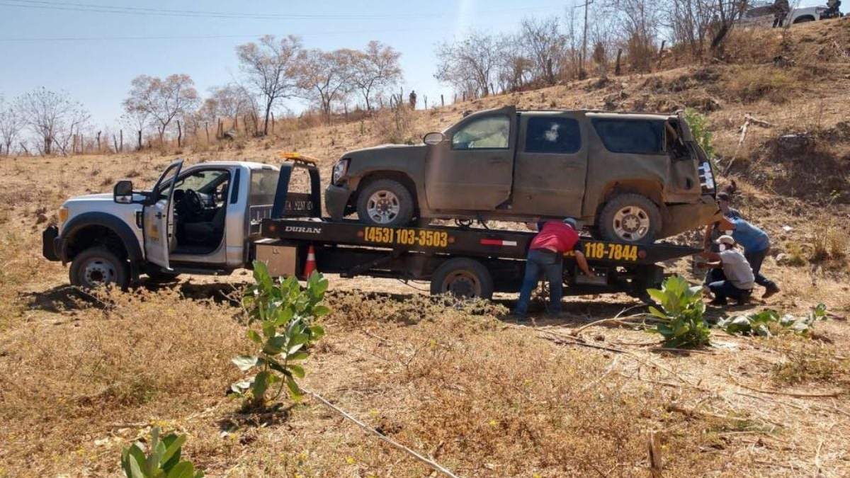 Autoridades de Michoacán decomisaron vehículos blindados