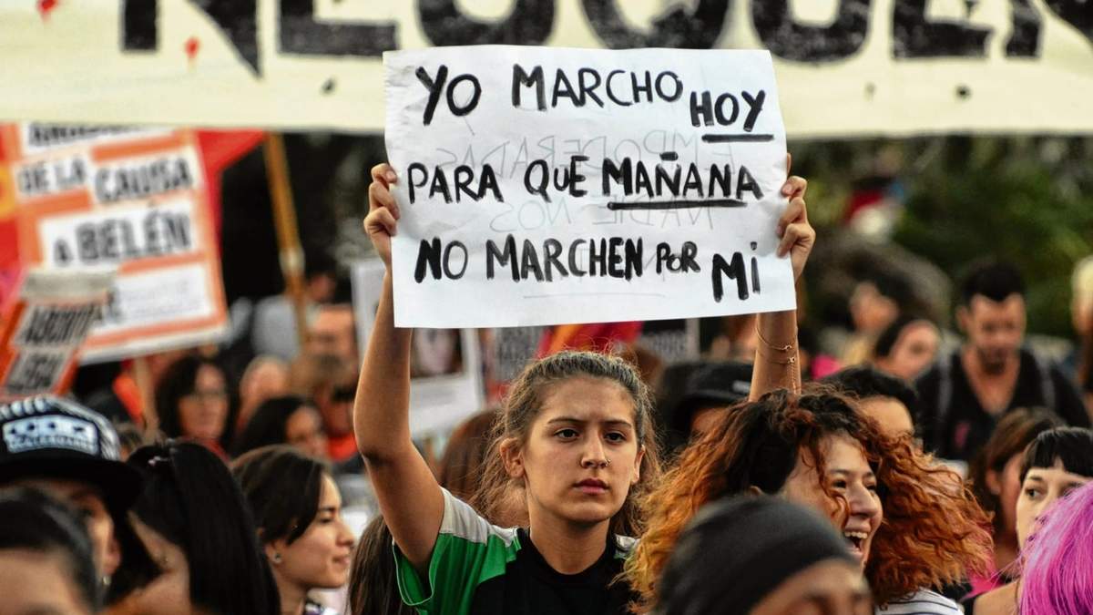 Miles de mujeres saldrán a las calles en defensa de sus derechos por el 8M. Fuente: (Twitter)
