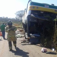 Volcadura de autobús deja seis muertos y 28 heridos en Campeche