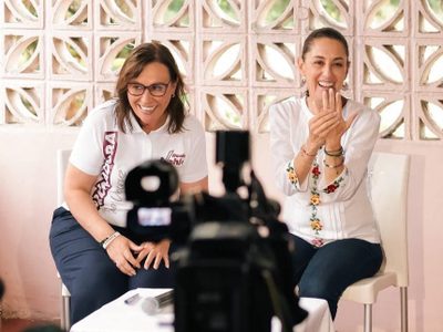 Acarrean en vehículos oficiales para un acto de Claudia Sheinbaum en Veracruz (video)